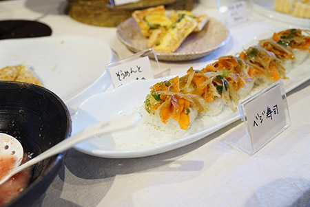 作家の器のある暮らしカフェランチメニュー