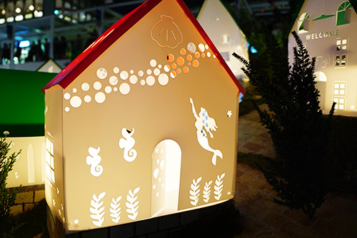 人魚のデザインのミニチュアハウス