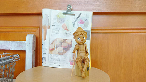 ピノキオ店内のピノキオドール