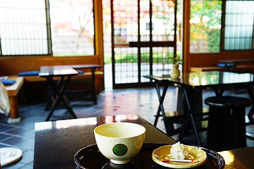 岡崎公園の城南亭