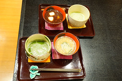 犬山城下町の和カフェ椿のぜんざいとお抹茶のセット