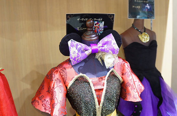 ミニーマウスの衣装