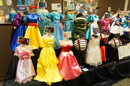 いろんなキャラクターの衣装