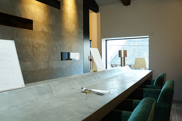 Lyriqueのカウンター席