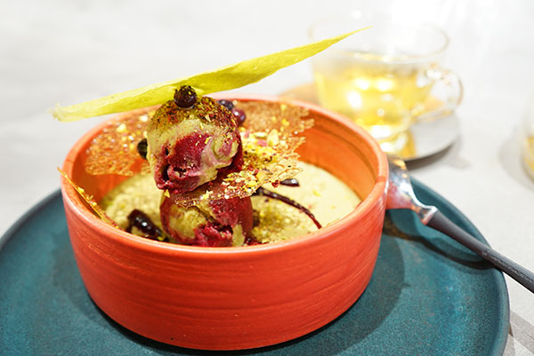 ピスタチオアイスがダブル