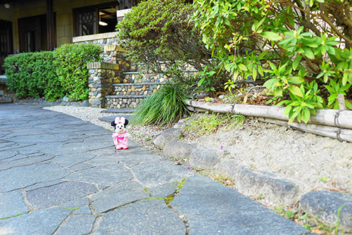 お庭で記念撮影