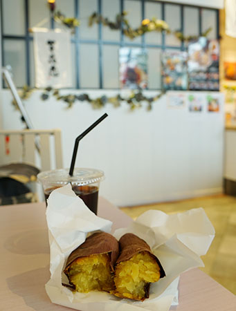 焼き芋とアイスコーヒー