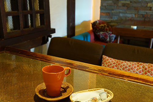 ドリンクはホットコーヒーで