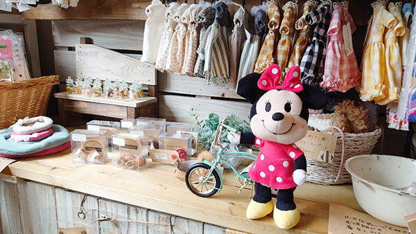 小さな自転車やお洋服