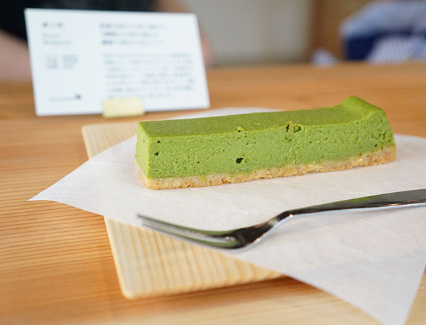 緑茶のチーズケーキ