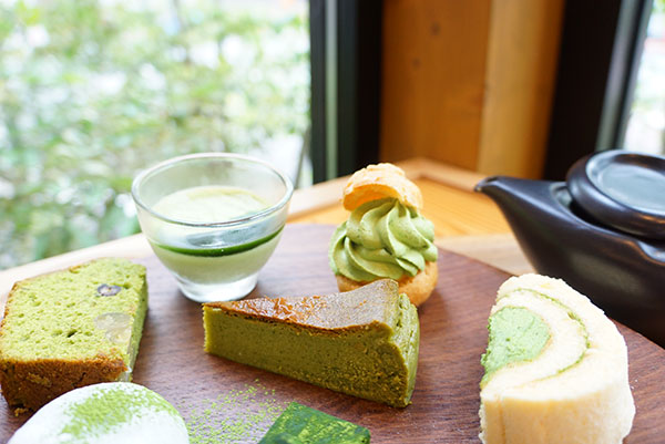 抹茶のチーズケーキ