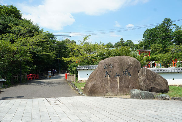 犬山城へと続く入口