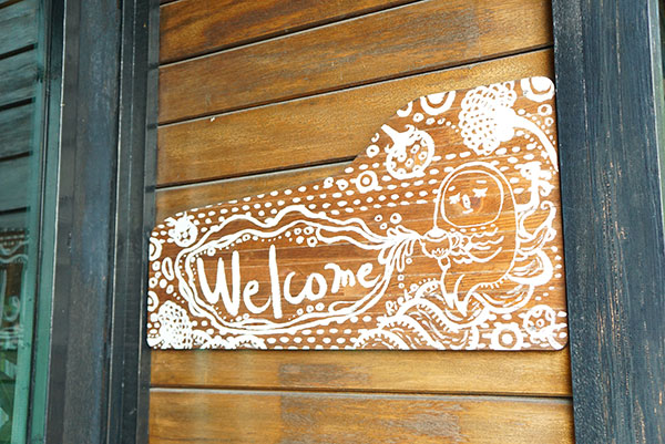 ティーハウスシマのエントランス