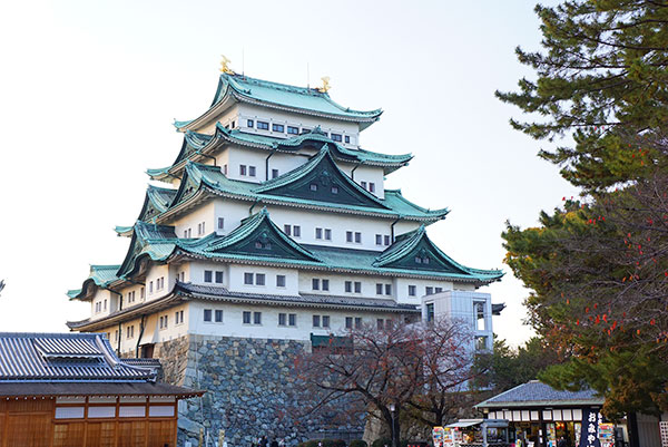 夕暮れの名古屋城