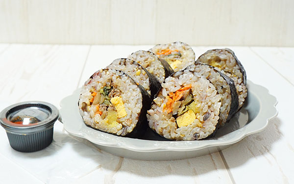 テイクアウトしたキンパ