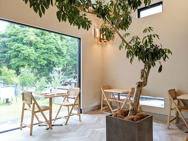 the BAKE HOUSE店内