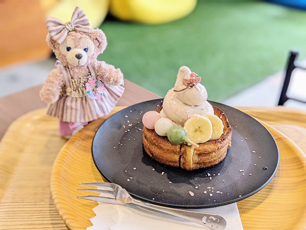 banana王国の春限定メニューばなよりだんご?