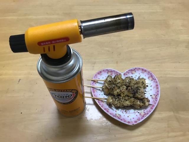 業スーぼんじり串で一杯 そして実家のイクラをたっぷり乗せた三色丼 くまお 遊ぶ