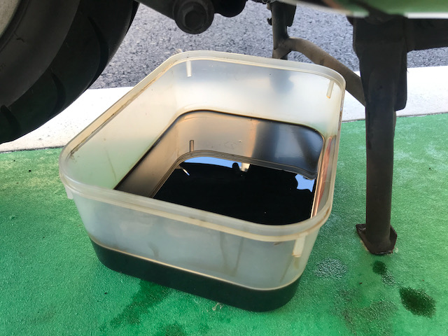 自分メモ マジェスティ125整備31 485km エンジンオイル交換 くまお 遊ぶ