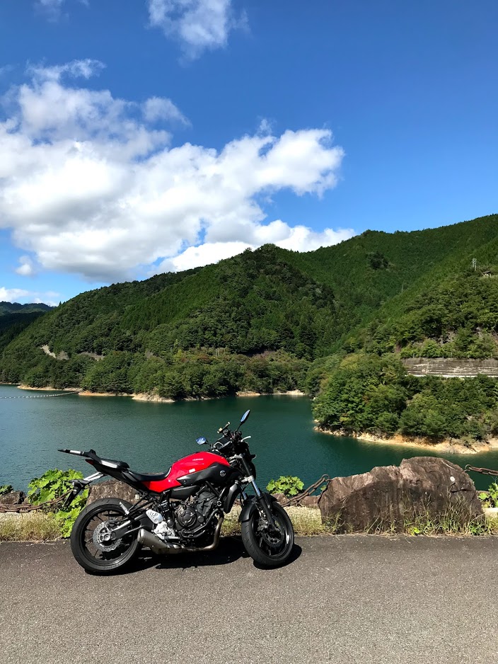 Mt 07ではタイヤの寿命が短い 妥当 岐阜県50代バイク乗りの備忘録