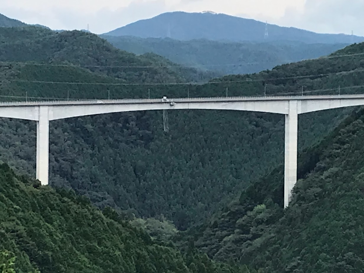 新旅足橋