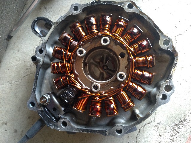 し*ぃ様 CBR1000RR SC57 ジェネレータ、フライホイール し*ぃ様 CBR1000RR SC57 ジェネレータ、フライホイール