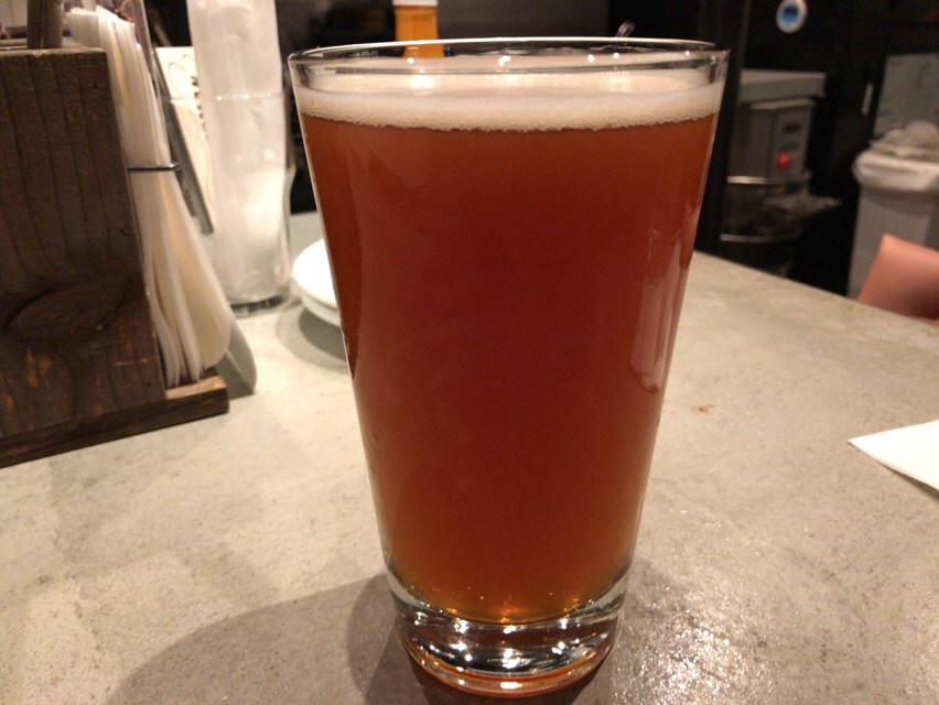 [ま]横浜駅近「Craft Beerx MexItalian CRAFTSMAN」（クラフトマン 横浜）でメキシカン×イタリアンをつまみに