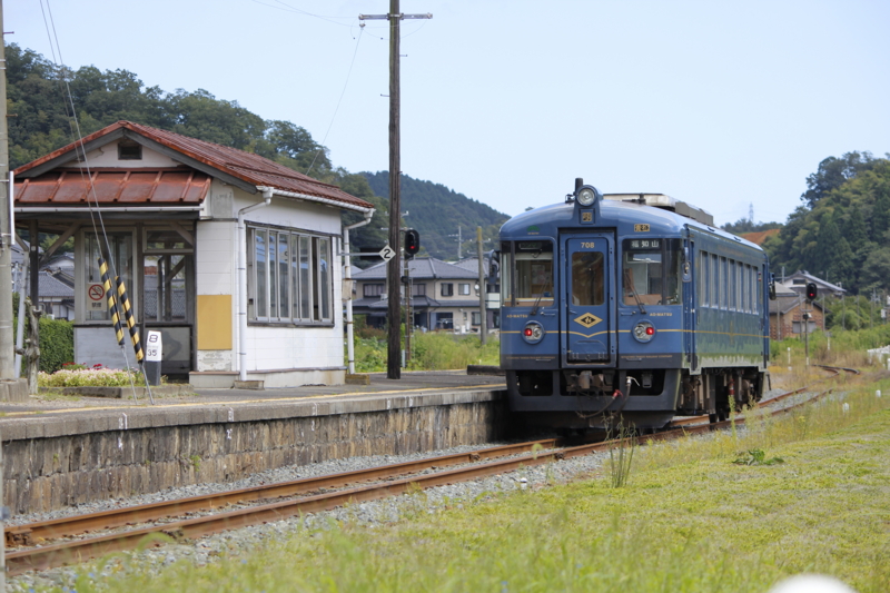 『京都新聞写真コンテスト 野田川駅で休憩中』