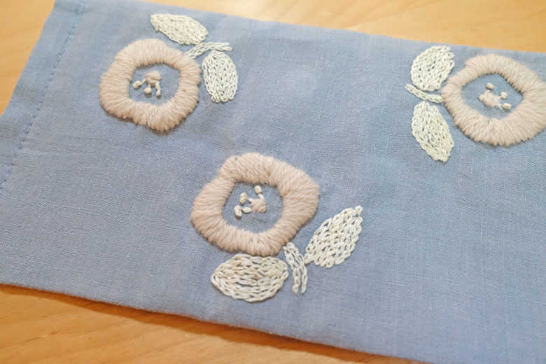 刺繍入りの母子手帳ケースを作りました - よりよい日々を