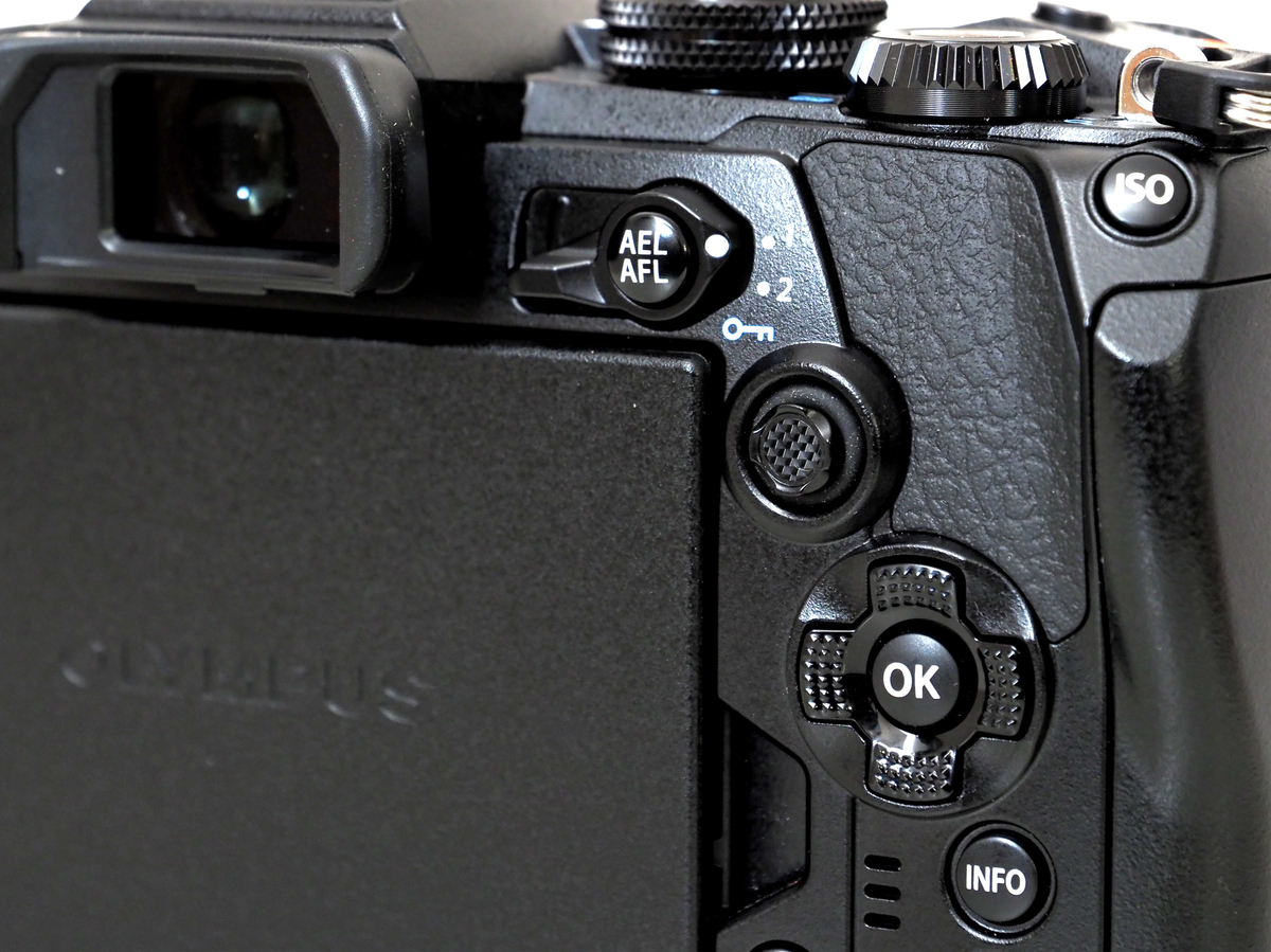 E-M1 markⅢマルチセレクター