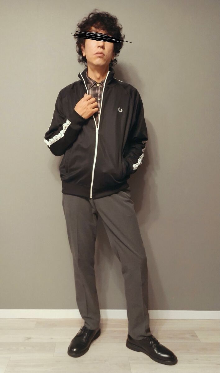 FRED PERRYのトラックジャケットのクラシカルなコーデ