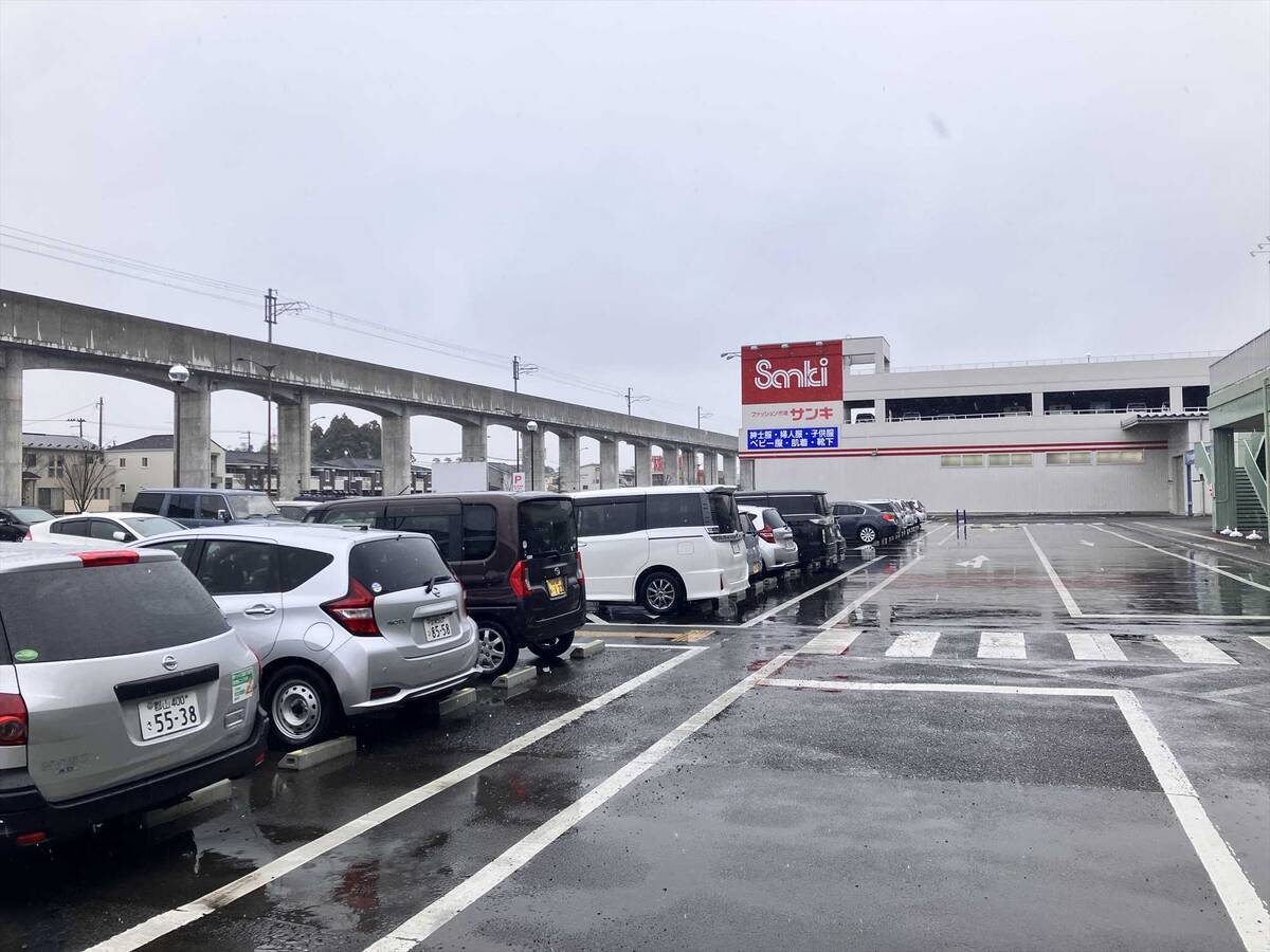 【仙台の安い古着屋】スリーピース古着卸売倉庫に行ってみた！値段、購入品の紹介レビュー