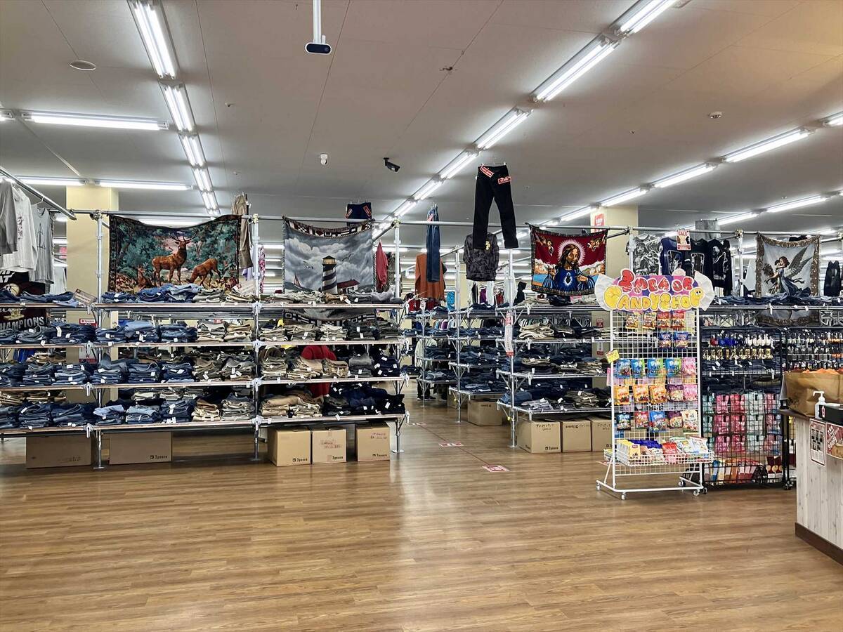【仙台の安い古着屋】スリーピース古着卸売倉庫に行ってみた！値段、購入品の紹介レビュー