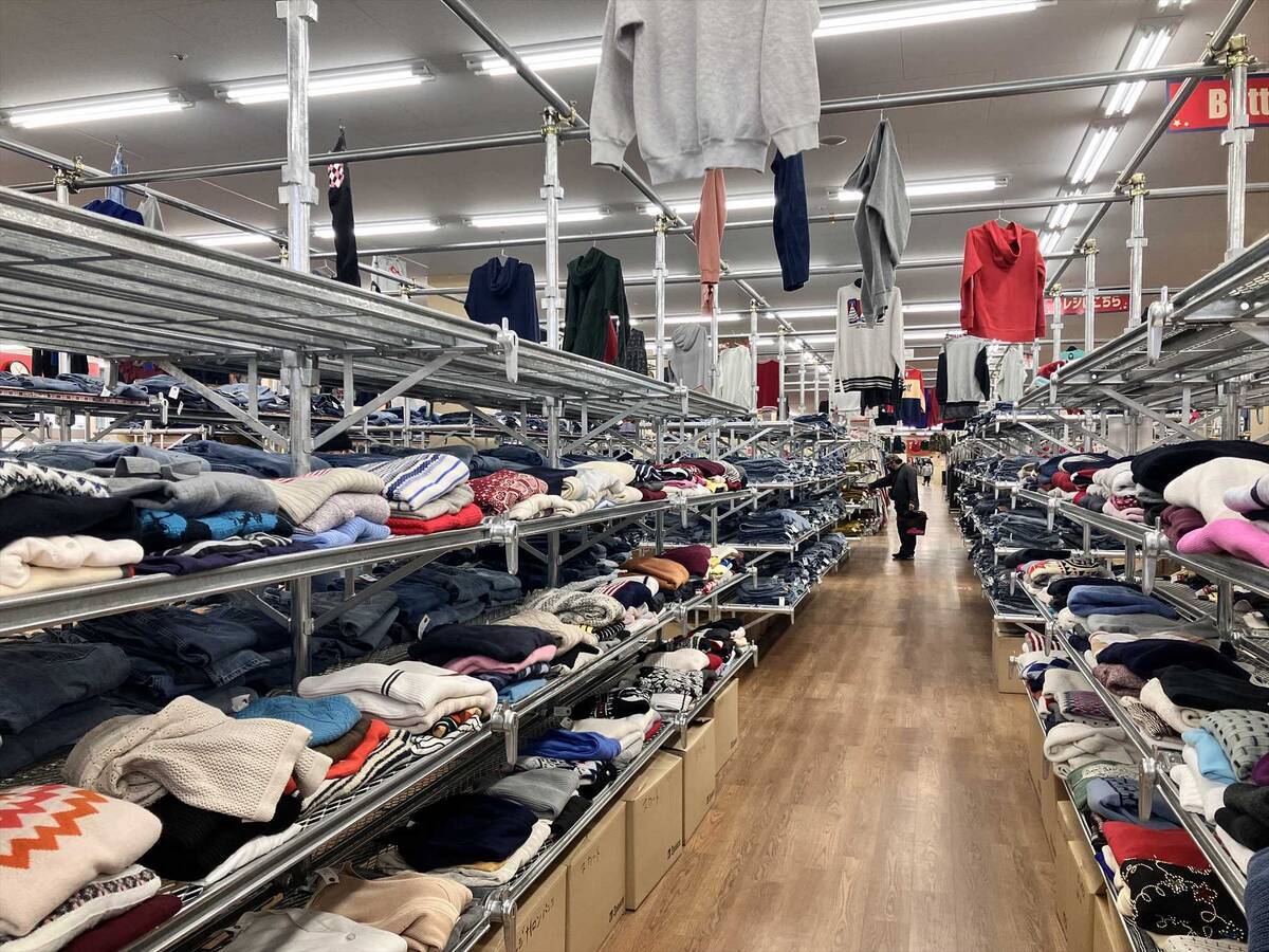 【仙台の安い古着屋】スリーピース古着卸売倉庫に行ってみた！値段、購入品の紹介レビュー