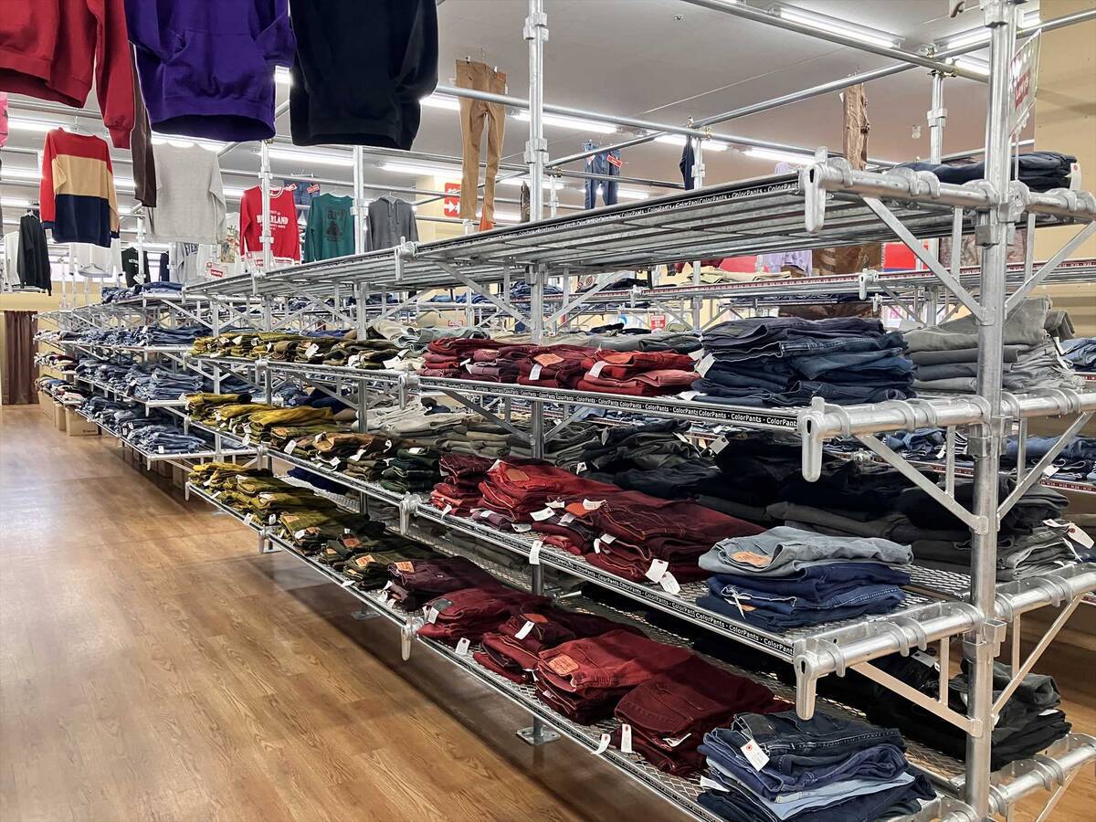 【仙台の安い古着屋】スリーピース古着卸売倉庫に行ってみた！値段、購入品の紹介レビュー