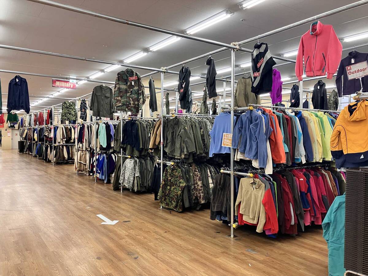 【仙台の安い古着屋】スリーピース古着卸売倉庫に行ってみた！値段、購入品の紹介レビュー