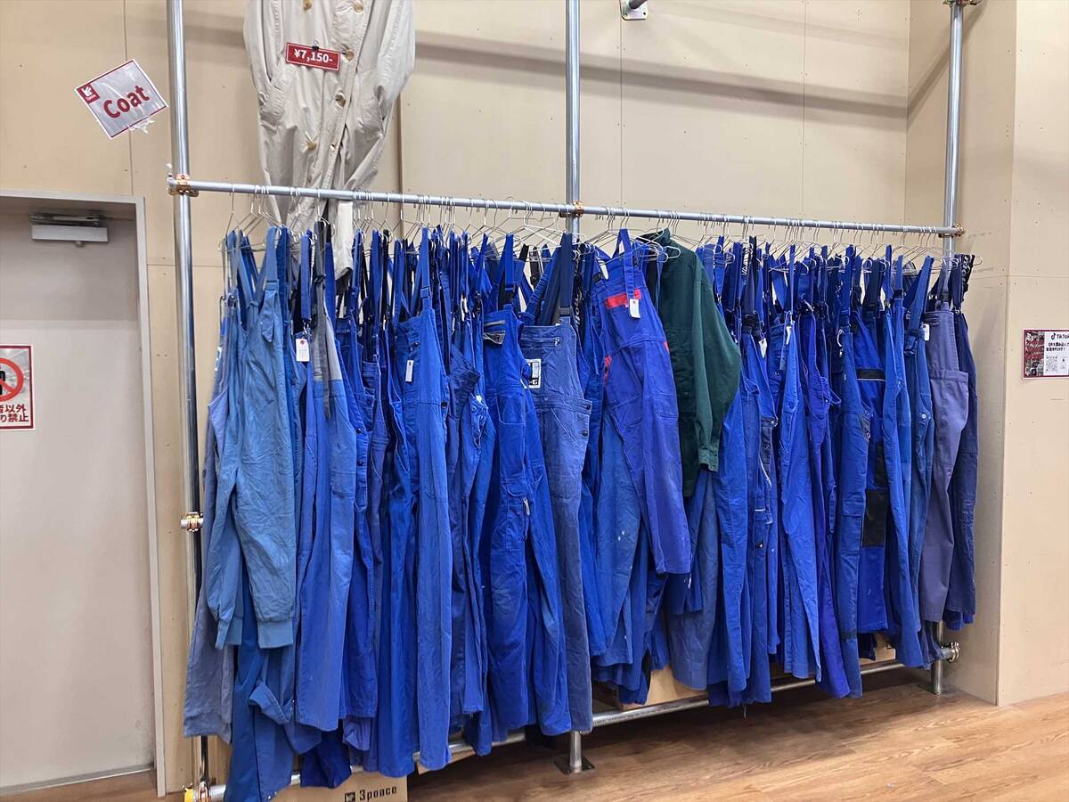 【仙台の安い古着屋】スリーピース古着卸売倉庫に行ってみた！値段、購入品の紹介レビュー