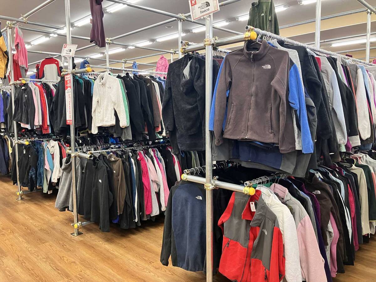 【仙台の安い古着屋】スリーピース古着卸売倉庫に行ってみた！値段、購入品の紹介レビュー