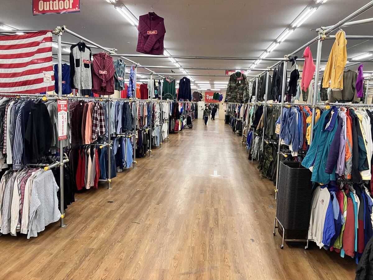 【仙台の安い古着屋】スリーピース古着卸売倉庫に行ってみた！値段、購入品の紹介レビュー