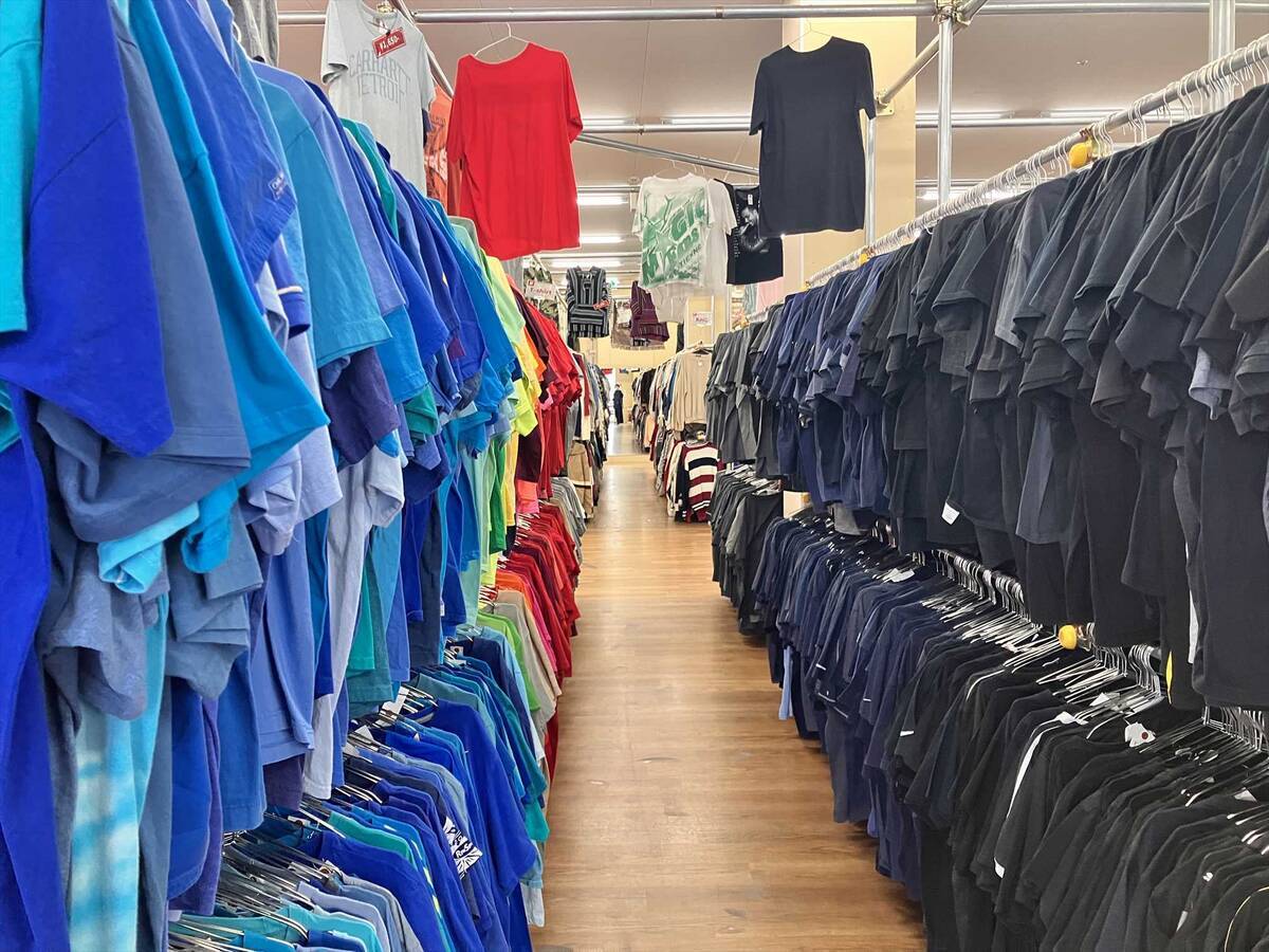【仙台の安い古着屋】スリーピース古着卸売倉庫に行ってみた！値段、購入品の紹介レビュー