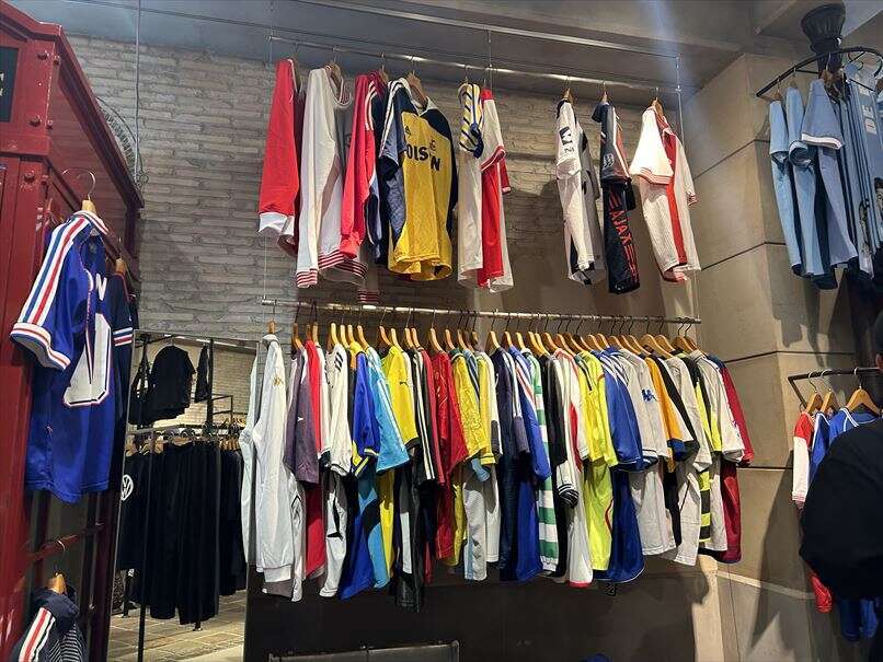 サッカーユニフォームの専門店、安い古着屋おすすめ60店舗まとめ
