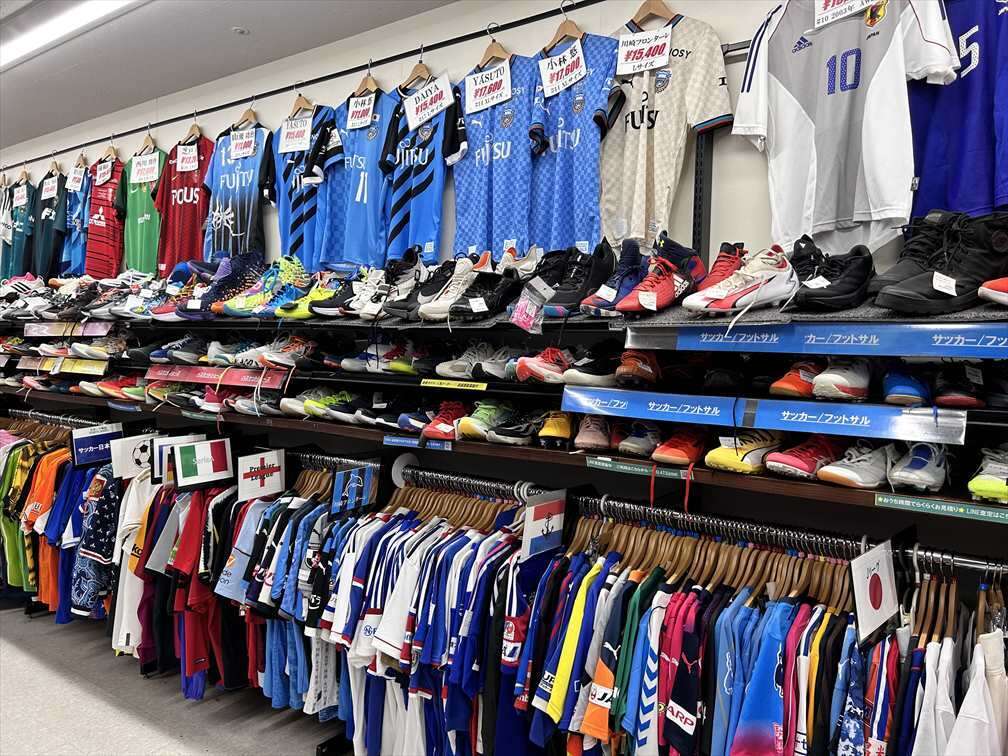 サッカーユニフォームの専門店、安い古着屋おすすめ60店舗まとめ
