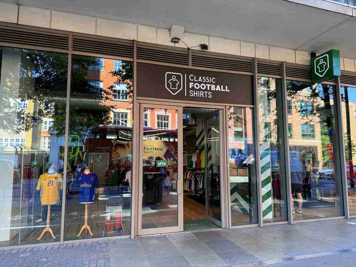 ビンテージ サッカー フットボール ユニフォーム 世界最大級のサッカーユニフォーム専門店！クラシック