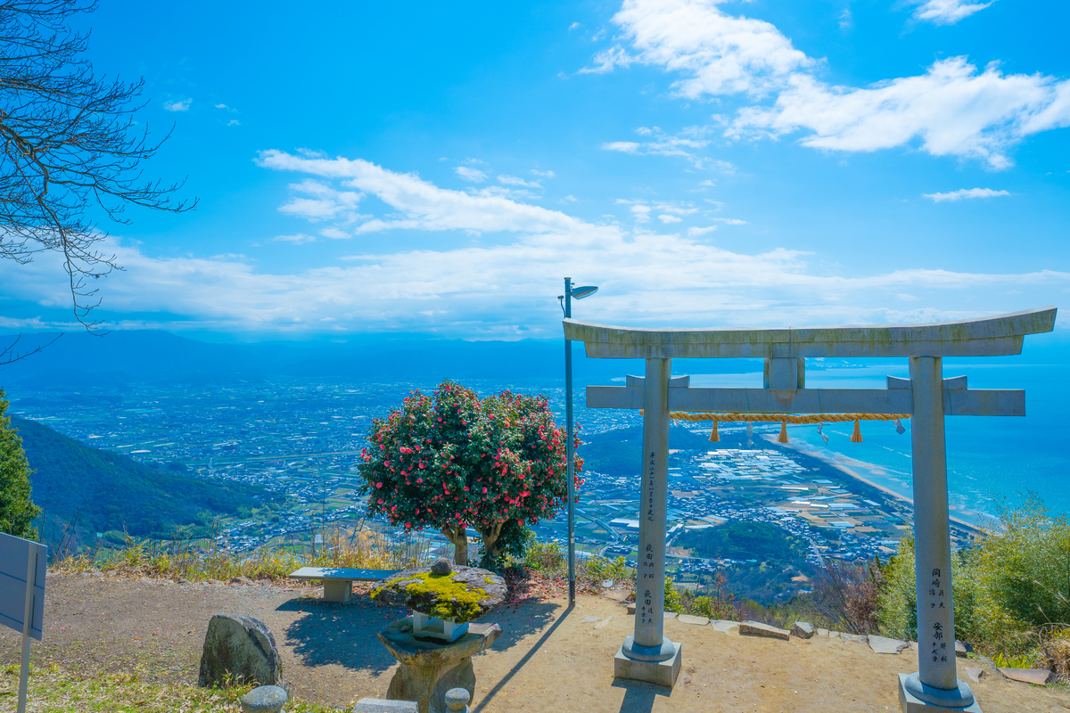 f:id:kurasesu:20190512120959j:plain f:id:kurasesu:20190512120959j:plain
