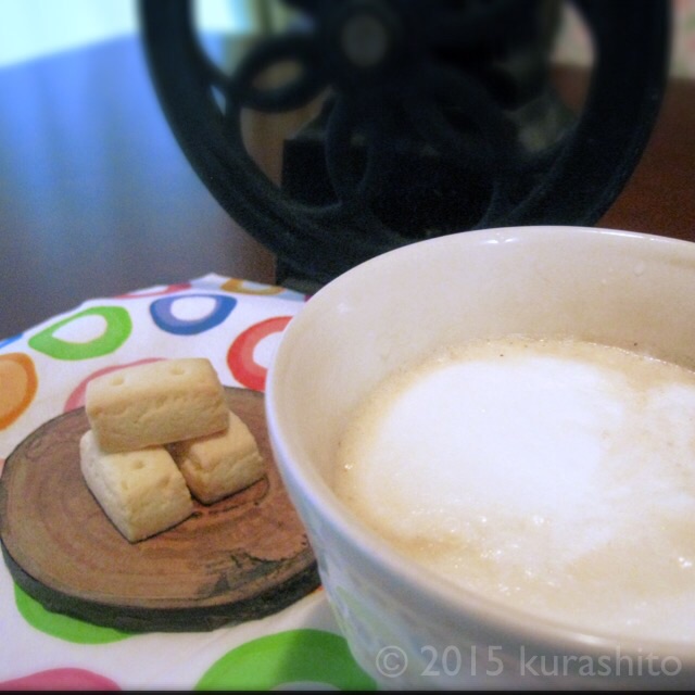ほっとひと息、おうちカフェラテ ほっとひと息、おうちカフェラテ