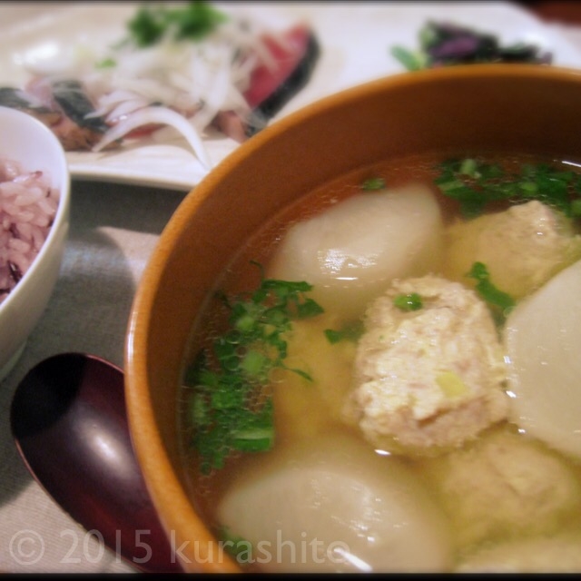 カブと鶏団子の和風スープ。 カブと鶏団子の和風スープ。