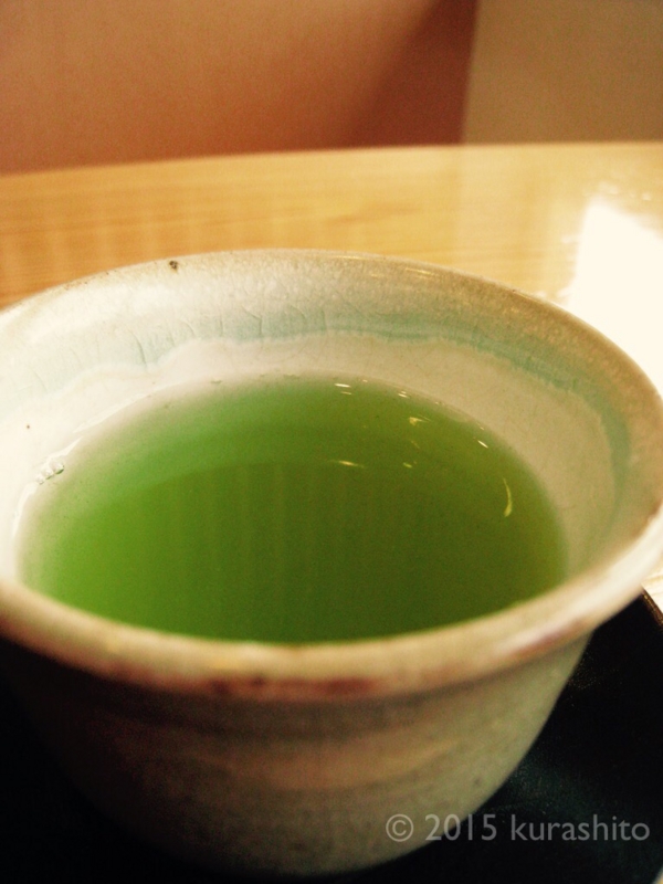 お茶屋さんでほっとひと息。 お茶屋さんでほっとひと息。