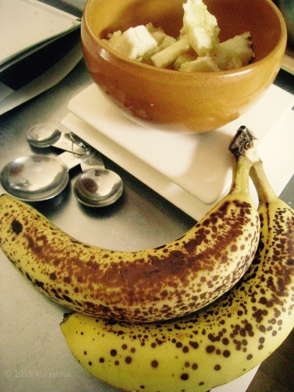 なかしましほさんのバナナケーキと、サードウェーブコーヒー。