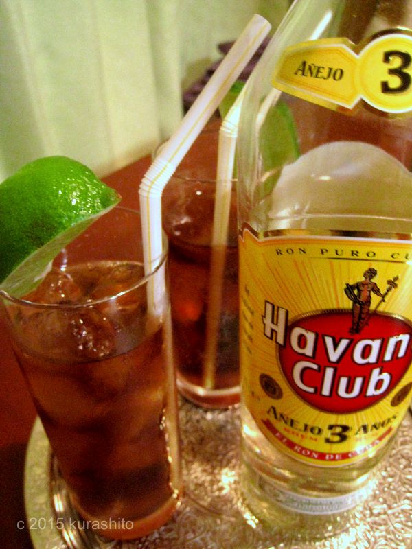 ホワイトラムで、キューバ・リブレ