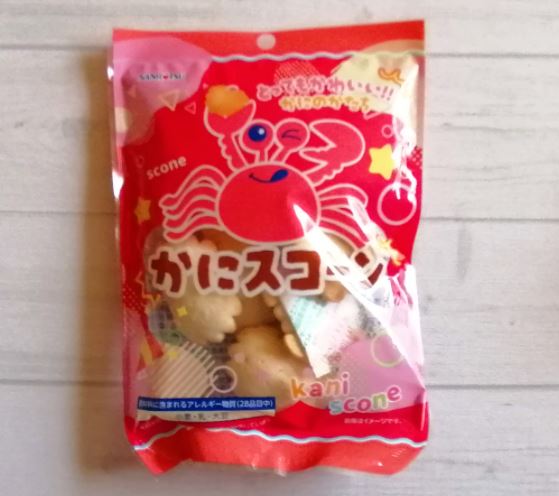 三立製菓のかにスコーン